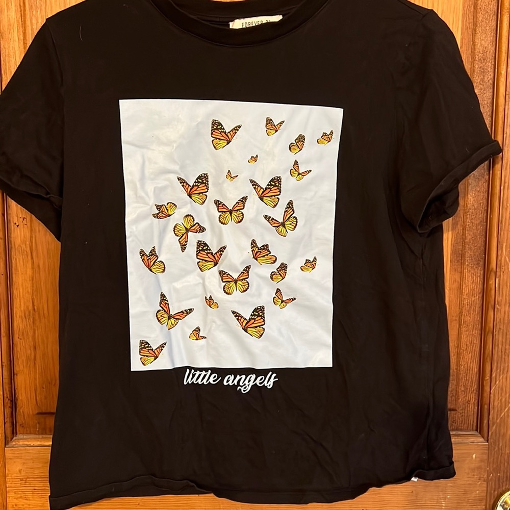 Butterfly tee